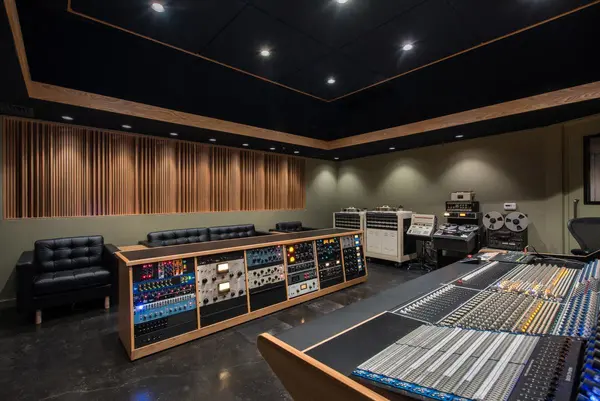 Atomic Garden recording studio by Brett Acoustics