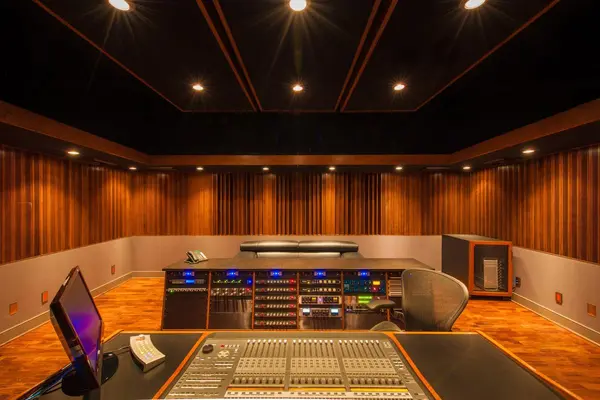 Daughtry recording studio by Brett Acoustics