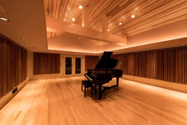 Straight To Tape recording studio by Brett Acoustics