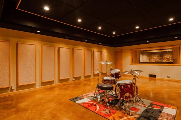 Truphonic recording studio by Brett Acoustics